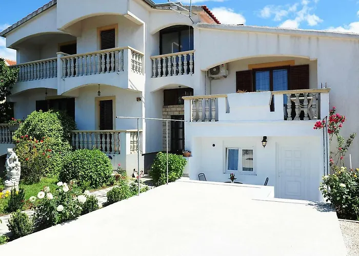 Cavka Apartments